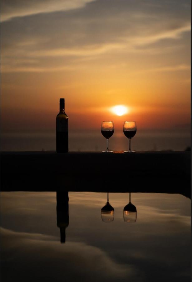 The Lighthouse Sunset View Suites Akrotiri  Exterior photo