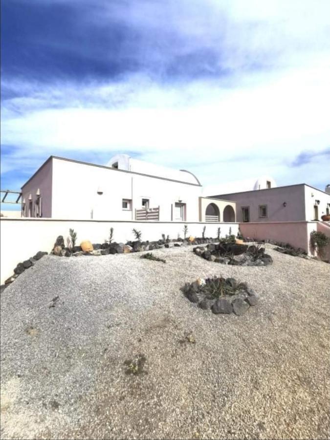 The Lighthouse Sunset View Suites Akrotiri  Exterior photo
